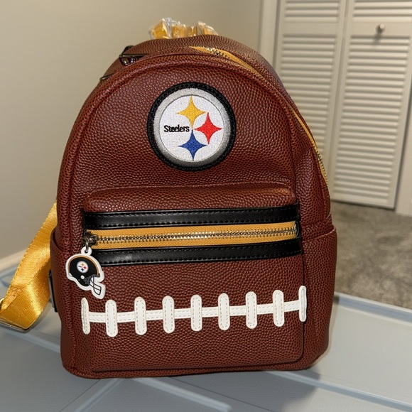 Loungefly Pittsburgh Steelers Foitball Backpack main image 5